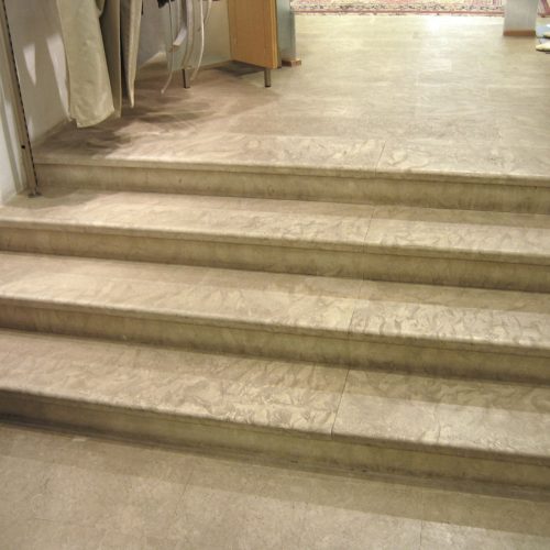 Bateig Beige Treppe