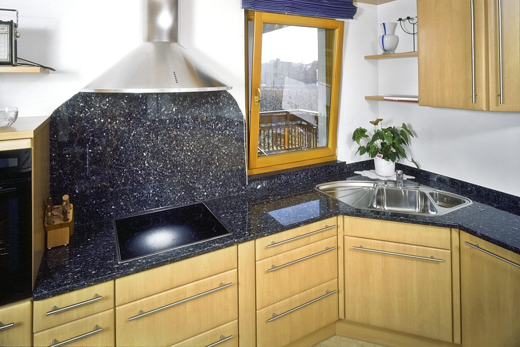 Labrador Blue Pearl 4